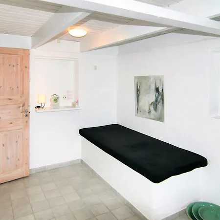 Hansina - 500m From The Sea By Interhome Feriehus